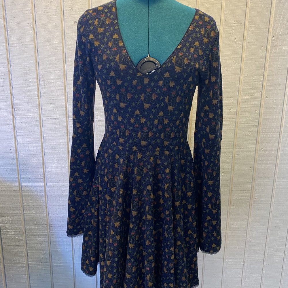 Bell-sleeve dress